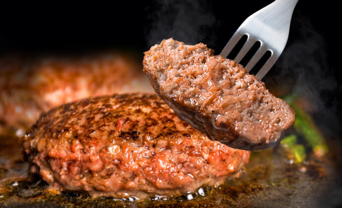 米沢牛 山形牛の卸が肉汁たっぷりハンバーグの焼き方教えます さがえ精肉